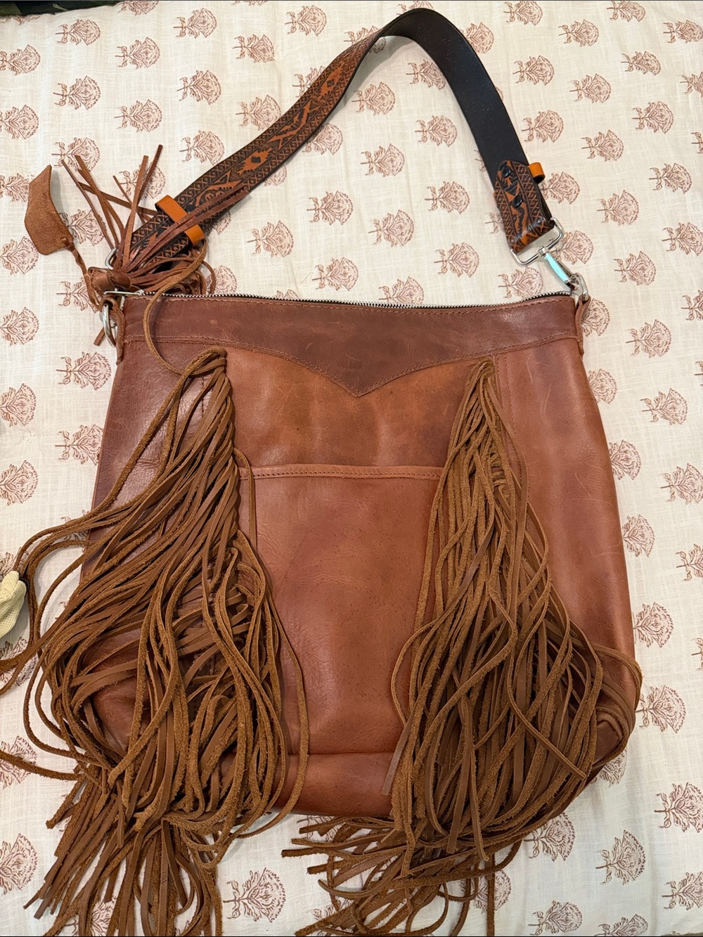 Fringe Hill Leather Shoulder Bag - Brown with extra strap